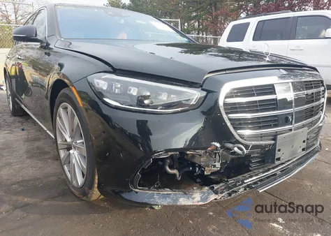 2025 Mercedes-Benz S 580 4Matic z USA, uszkodzony, nr VIN W1K6G7GB2SA324351